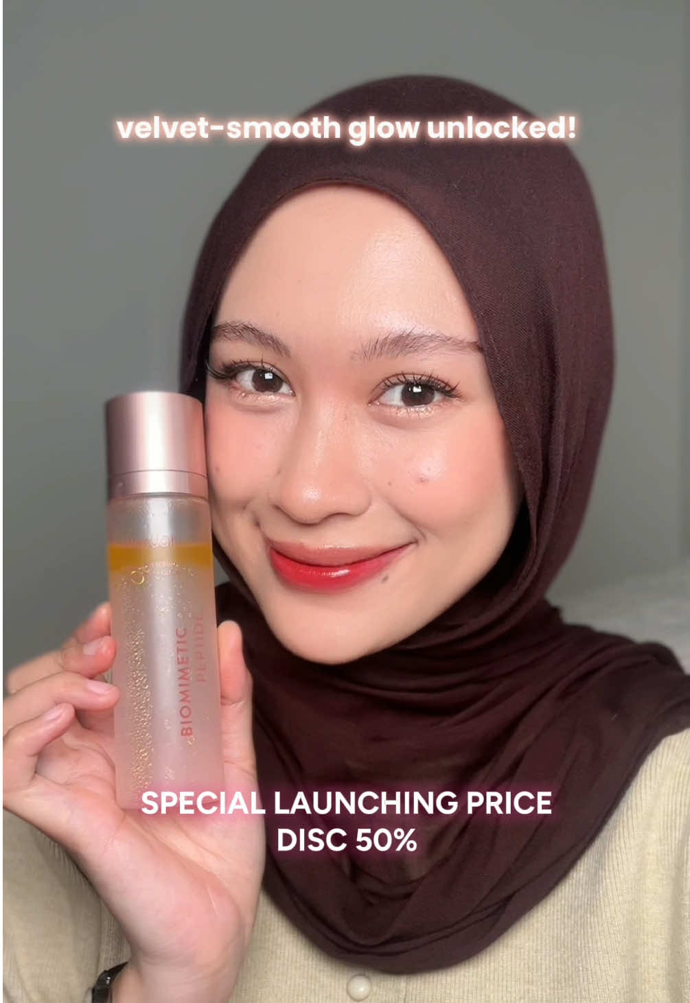 Password buat kulit halus & glowing? Cuma: spray, spray, glow! 🥺🫰 #wardahsprayonserum #serumspray #serumviral #wardah 