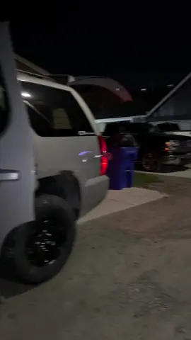 Ayer no me dejaron dormir pinches vencinos 🤪 ahora me toca ami poner mi escandalo 🤣 alv #humor #caraudio #laparrandera🔊🔊🔊🔊uruetaro #ctsounds #bass 