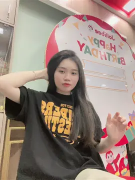 Hẹn hò nhưng ko iu 😆 