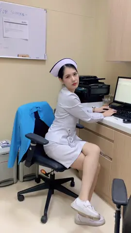ละนั่งไม่ดีตรงไหนคะ #เทรนวันนี้ #พยาบาลน่ารัก #พยาบาลสายฮา 