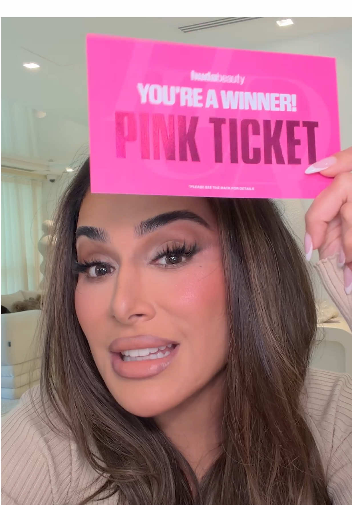 CYBER CRAZE IS COMING! 💥 Shop and stock up on your favorite products – here’s everything you need to know:   🩷 Early Access: Nov 17 to 19: Sign up now to be first in line and shop before anyone else 🩷 Public Sale: Nov 20 to Dec 2nd 🩷 Deals: Up to 80% off best-sellers + Easy Bake Powder 30% off exclusively during Early Access while stocks last 🩷 Extras: FREE gifts at checkout & a chance to win a PINK TICKET for an exclusive press kit (5 winners daily!)   🛒 Sign up now and secure your favs before stock runs out!