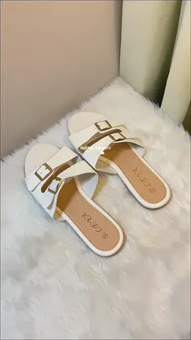 just my affordable leather slippers that I bought below ₱150 only! 🤍✨ #leyasandals #slippersforwomen #classysandals #fashion #tiktokfinds 