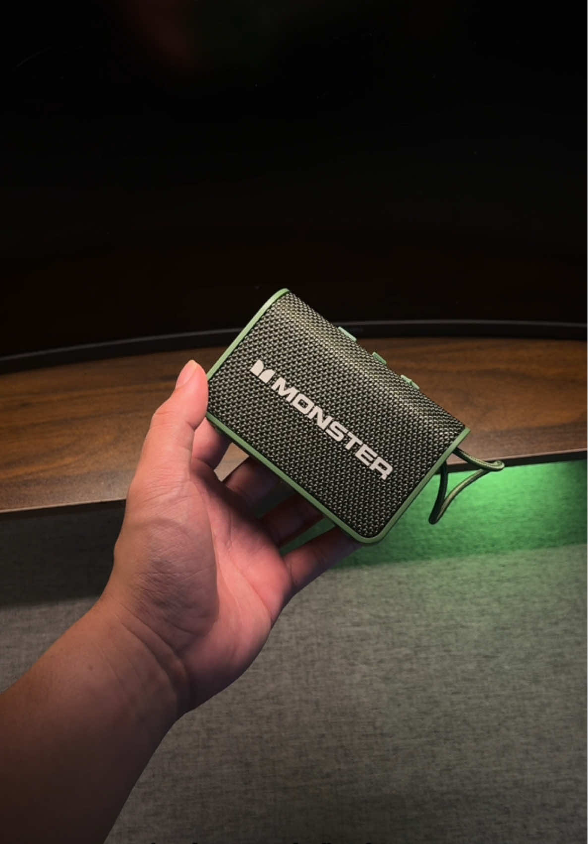 Monster X902 wireless portable bluetooth speaker #wirelessbluetoothspeaker #bluetoothspeaker #wirelessspeaker #speaker 