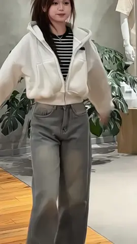 Ao khoác nỉ bông, dáng lửng thêu chữ ISMA CLUB 2 túi ngoài 2 túi trong có bao tay #aokhoacnibong #aokhoacnu #thoitrangnu #xuhuongtiktok 