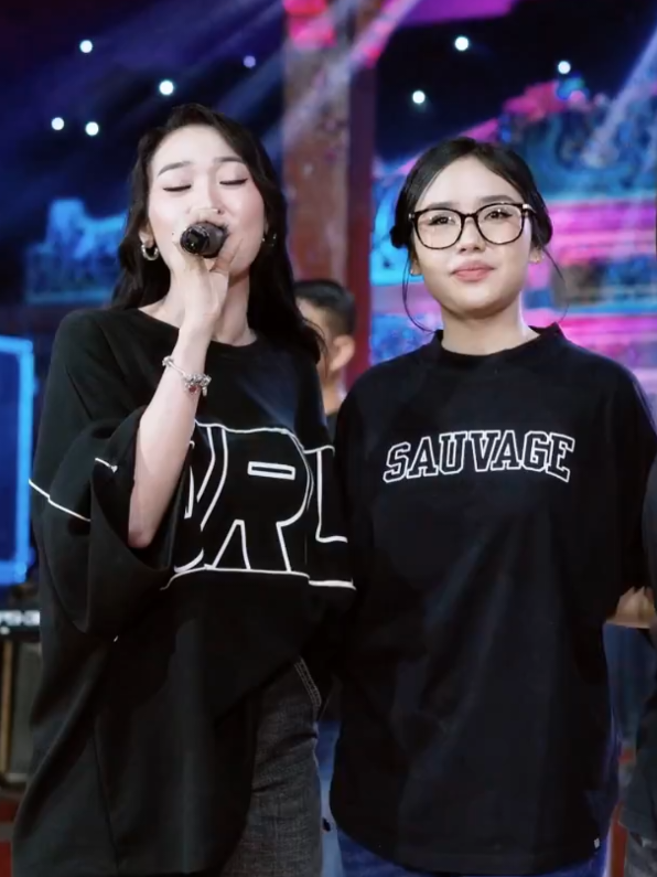 NGAPAIN REPOT #difarinaindra #cantikanuswantoro #chelosaadellaputri #omadella #difarinaindra 