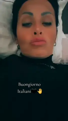 #perte #videoviral #tik_tok #viralvideos #foruyou @Regina nera non molla 🖤 @silviacuorenerissimo @REGINA NERA RESISTETE 🫵🖤🇮🇹 @Reginanera👑 @Silviasmilzo82 @silviaricomincia 