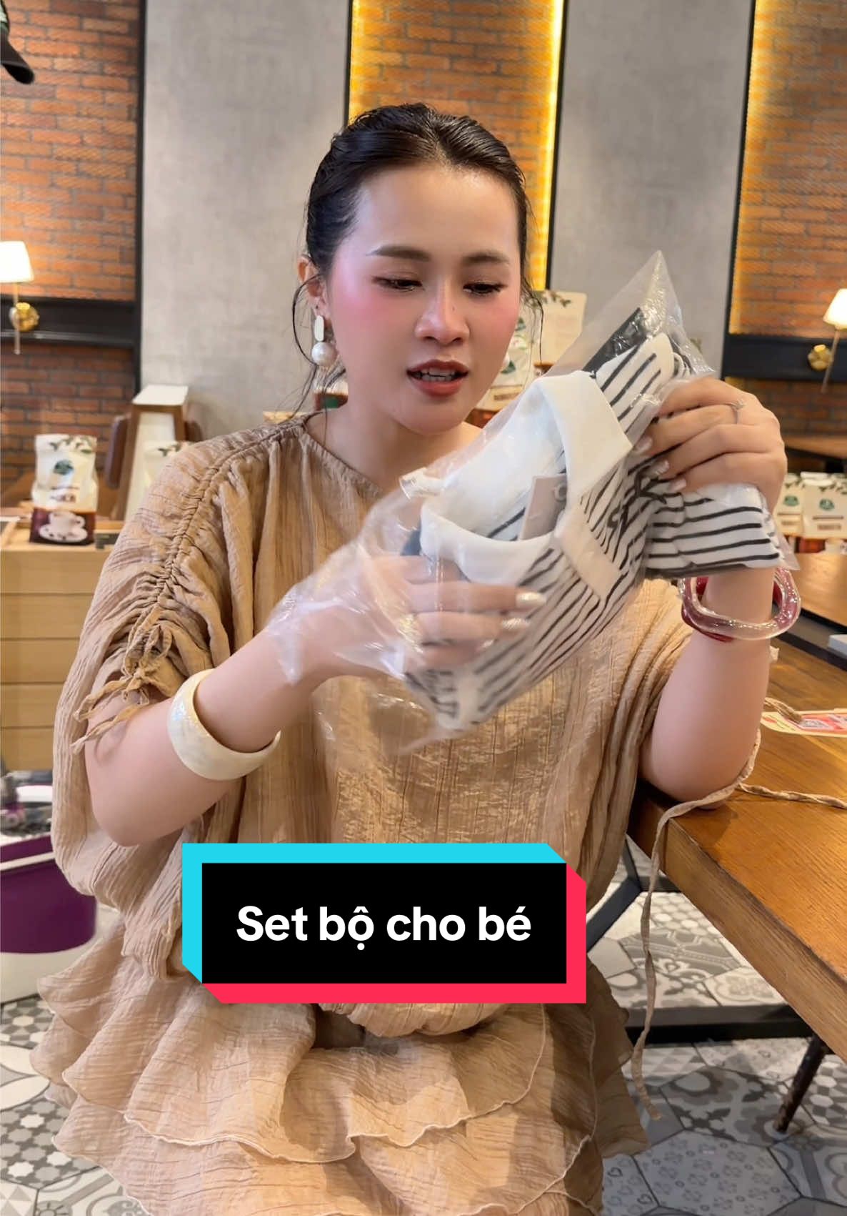 Set bé gái xinh yêu #setchobegai #dobegai #setbegaidep #thoitrangbegai #thoitrangbeyeu 