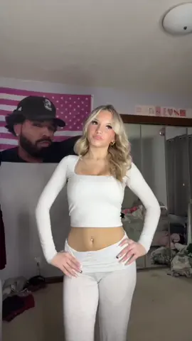 I’m sexy ,single,and ready for love that fuels my fiery spirit. #sexylatina #instagram #reels #horchatalatina #fyp