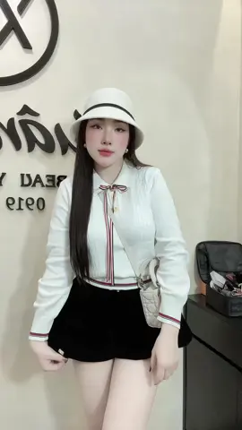 Áo xưnnnn #hottrend #thoitrangnu #xuhuongtiktok #vairal 