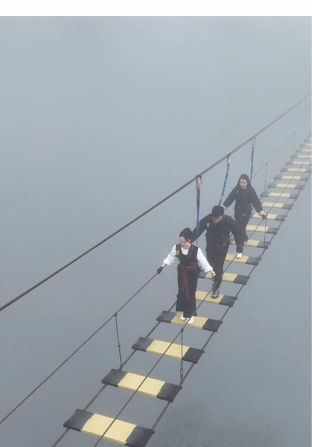 Cầu Xuyên Mâyyyy ⛅️⛅️⛅️#dragoncloudglassbridge #caukinhrongmay 