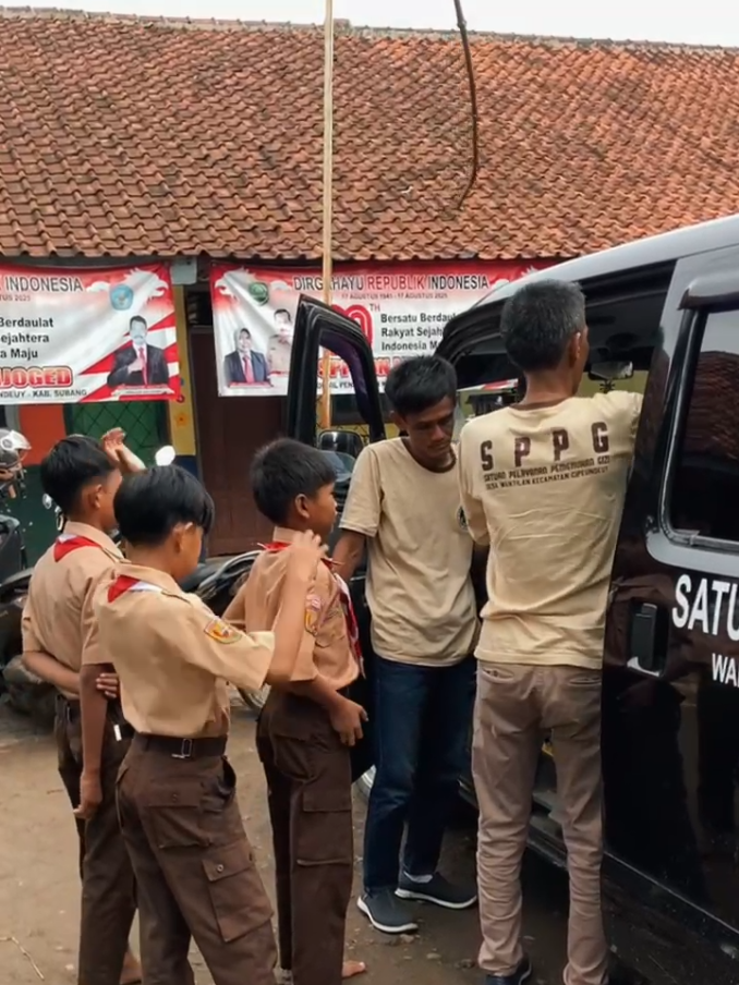 SEMANGAT TIM DISTRIBUSI💪🏻🚀🚀 #makanbergizigratis #bgn #sppg #positivevibes #bissmillahfyp 