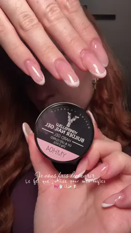 Je vous faire découvrir ce gel UV pour les ongles 🎀🪞🩰🦢🕯️ #tiktokshop #beauty #nail #nailinspo #TikTokFashion 