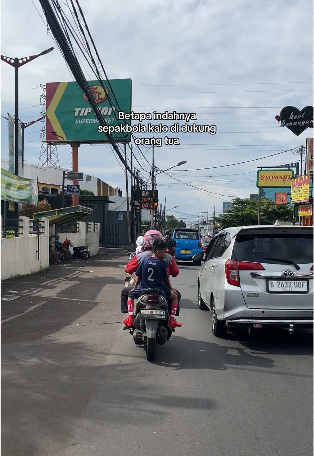 Coba absen buat kalian yang pengen banget masuk ssb, tapi ga di dukung sama orang tua😇 #masjawa17 #sepakbola 