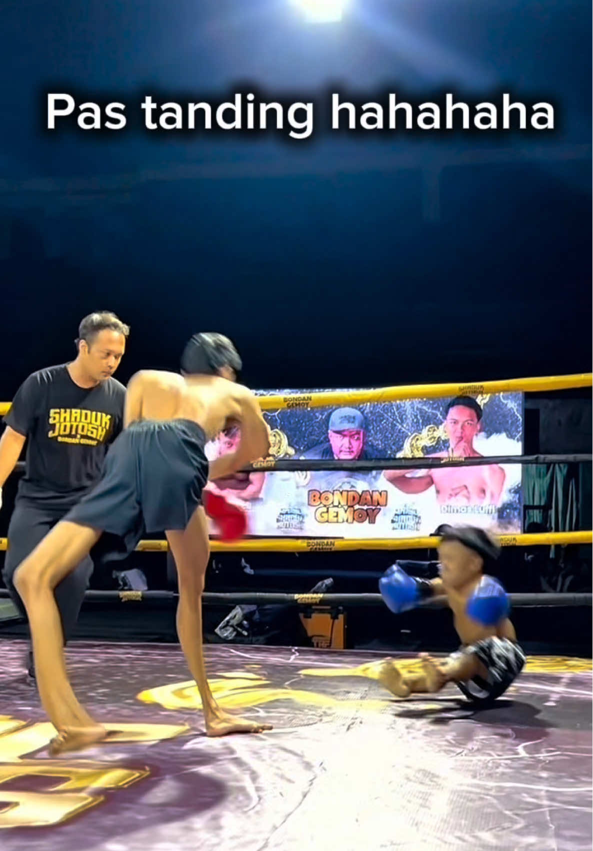 Aku pake jurus pengusir ayam 😂😂 #dimasluffy  #dimasbengkong  #boyolali24jam  #wonogiri24jam  #shadukjotosh4 