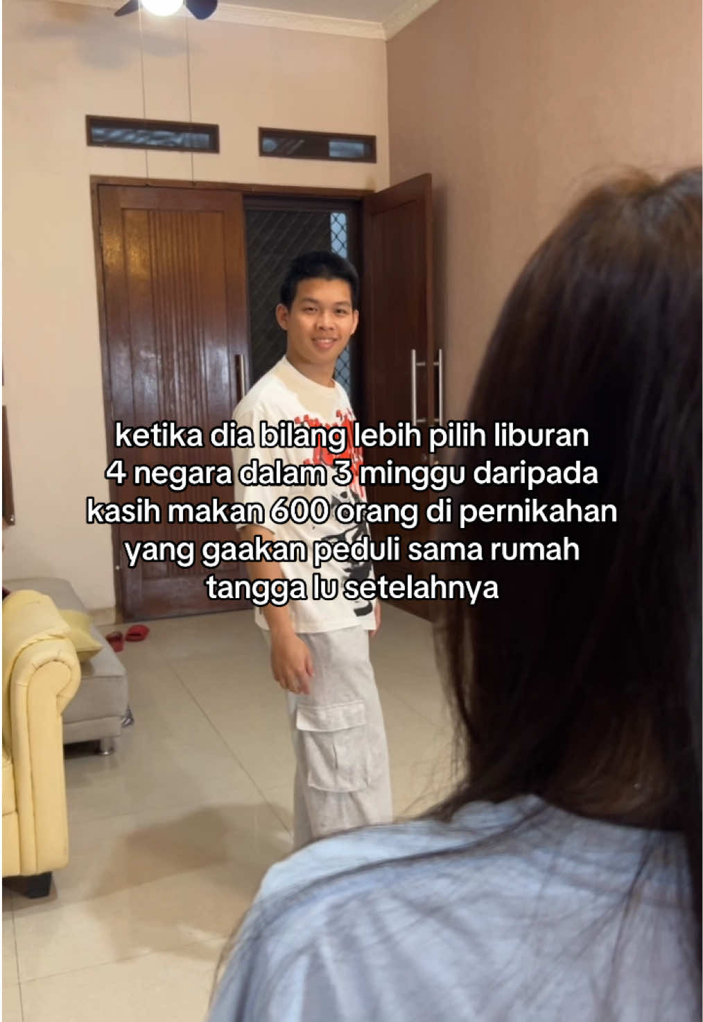 Nggak semua butuh dirayain secara besar, kadang berdua aja cukup kok… #fyp #couple