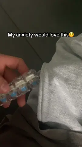 This calms me down daily😌 #anxiety #keyboard #keychain #fidget #adhd This keyboard keychain relieves my anxiety. 