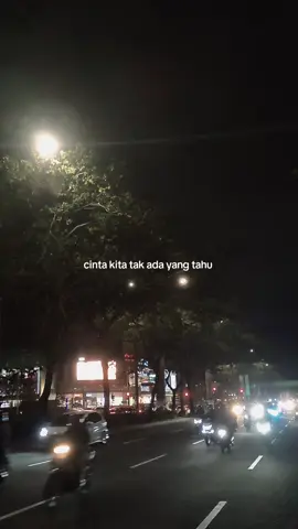 cinta terlarang  #lirik #lyrics 