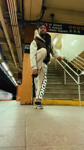 2AM in NYC📍 #beatcatcher #Litefeet #nyc #fypシ #tyketurner 