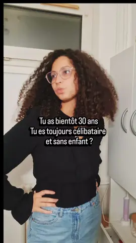 Je ne suis pas en retard,  j'avance à mon rythme  #femme #boucles #danse 