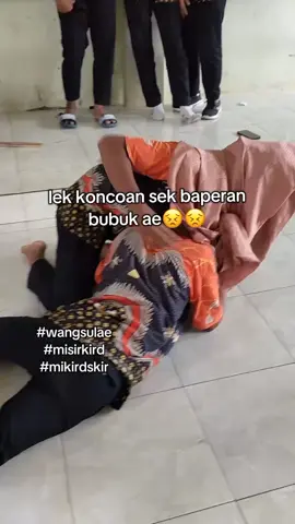 misir kiss💋😭 #fypシ゚ #mikirkids😜👈 #katakata #moost? #bubuk 