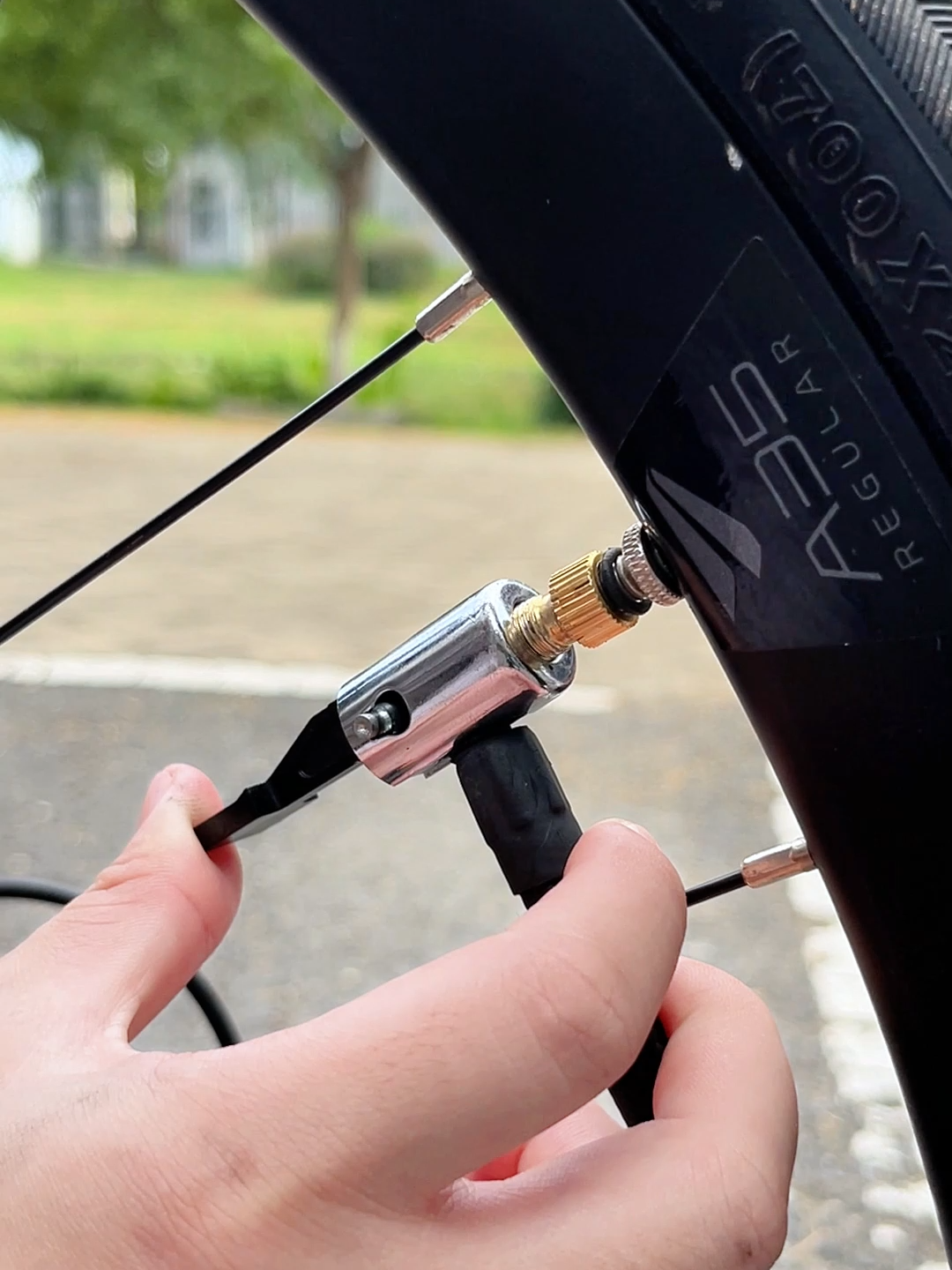 Isi angin super cepat! Nggak perlu capek-pumping manual.#BUVAYE #pompaban #pompagalonelektrik