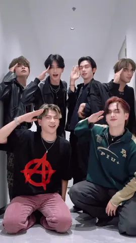 Tor Monitor Ketua! Thank You for 100K Folls. Jangan lupa selalu Support GOLDEN EMPIRE dan ikuti keseruan nya di setiap LIVE nya #goldenempire #LIVEFEST2025 