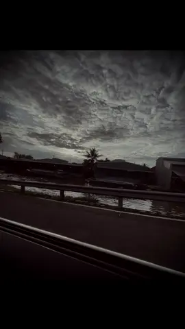 Có lẽ…#varil #xhh 