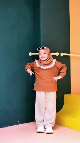 Teteh Alma dan Cihaw lagi pakai Afinka Oneset ya moms 🥰