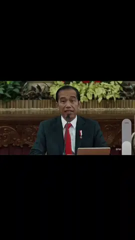 IKN: Target APBN 45 Tahun HABIS dalam 3 Tahun?! (Janji Jokowi vs. Fakta Rp 89 T) Rp 89 Triliun APBN Sudah Terserap! Presiden Jokowi pada 2019 menetapkan IKN (total Rp 466 Triliun) akan didanai mayoritas 81% oleh Swasta dan APBN hanya 19% (sekitar Rp 88,5 T) untuk proyek selama 45 TAHUN. Namun, fakta realisasi APBN hingga 2024 sudah mencapai Rp 89 T! ​Artinya, porsi APBN untuk proyek 45 tahun sudah habis hanya di fase awal. Apakah IKN akan mampu mengejar Rp 377 Triliun dari investor swasta? Nasib IKN di bawah pemerintahan baru dipertanyakan! #IKNNusantara #APBN #Jokowi #KontroversiIKN #Shorts 