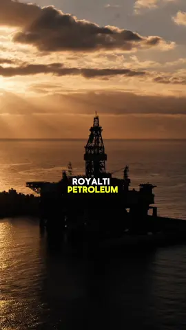 Pembayaran royalti yang tidak mengikut jadual sememangnya memberi kesukaran buat Negeri Terengganu untuk merancang dan menjalankan pembangunan.  Kita terus mencari solusi dan kurangkan kebergantungan kepada royalti dan menambah baik banyak perkara.  Walaupun begitu, tegas saya nyatakan bahawa saya akan terus pertahankan apa yang menjadi hak rakyat negeri ini. #mbterengganu #drsam #malaysiamadani #royalti #royaltiterengganu 