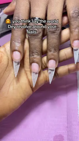 So fine🤭 #fyp #nailtechnicianinibadan #ibadannailtech #explore #tiktok 