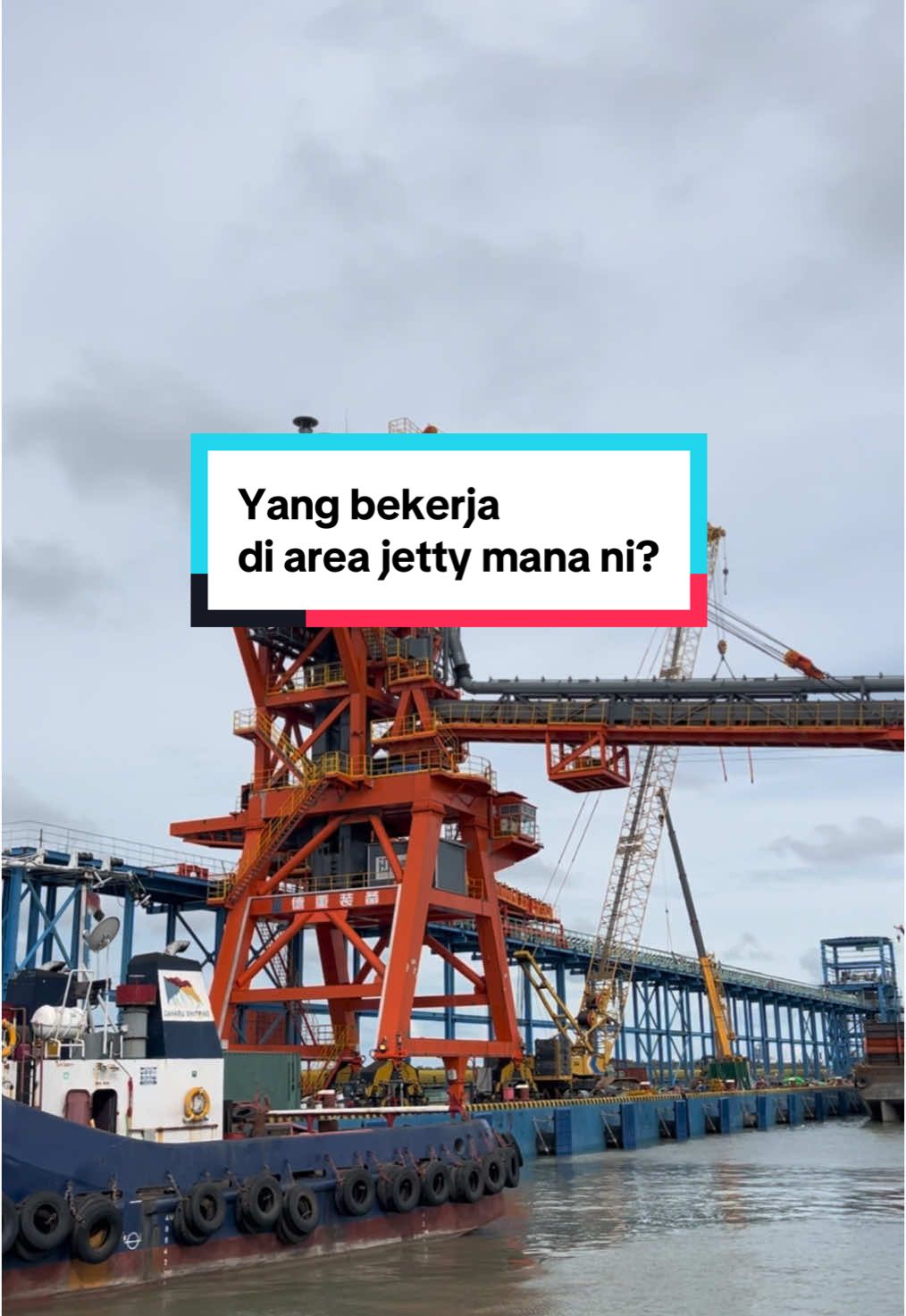 Absen yuk yang ada di area Jetty📍👷🏼‍♂️👷🏼‍♂️ #BAPpagarmentimun#jetty #kerja#operatorproduksi #loker #ketapang #kaliamantanbarat#padang12 #fyp 