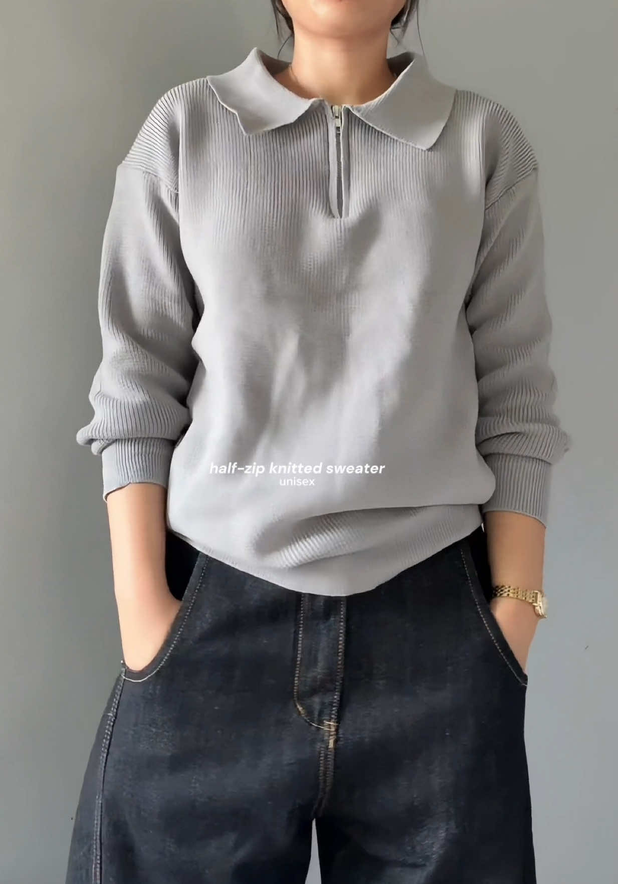 half-zip knitted polo sweater >> #halfzippolo #halfzipsweater #knittedsweater #sweater #longsleeve #unisexfashion 