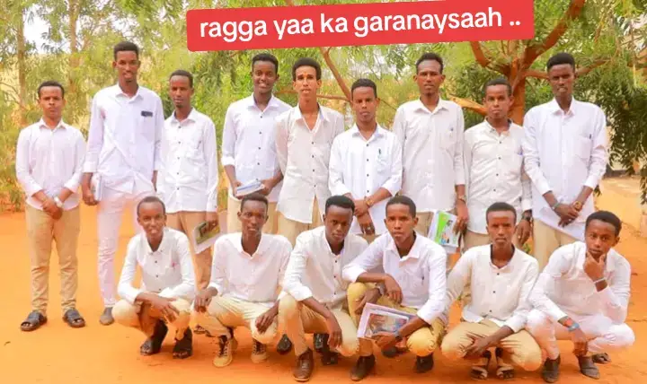 #somalitiktok12 # Bursaalax secondary school #mudugnimo🇸🇱❤👑👊💪 #somalitiktok12 #8# #viralditiktok 