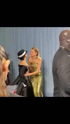 مثل جیسو متفاوت👍🎀🎀