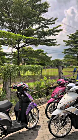 bersama sepuhh🙈#mio #mioj #propermio #miogt115 #miomodifikasi @¥¥¥¥¥¥ @54p.chiro #