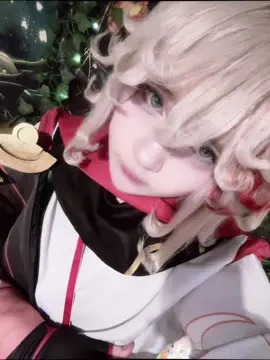 nooo dont kys your so sexy aha #kazuha #GenshinImpact #kazuhacosplay #fyp #cosplay 