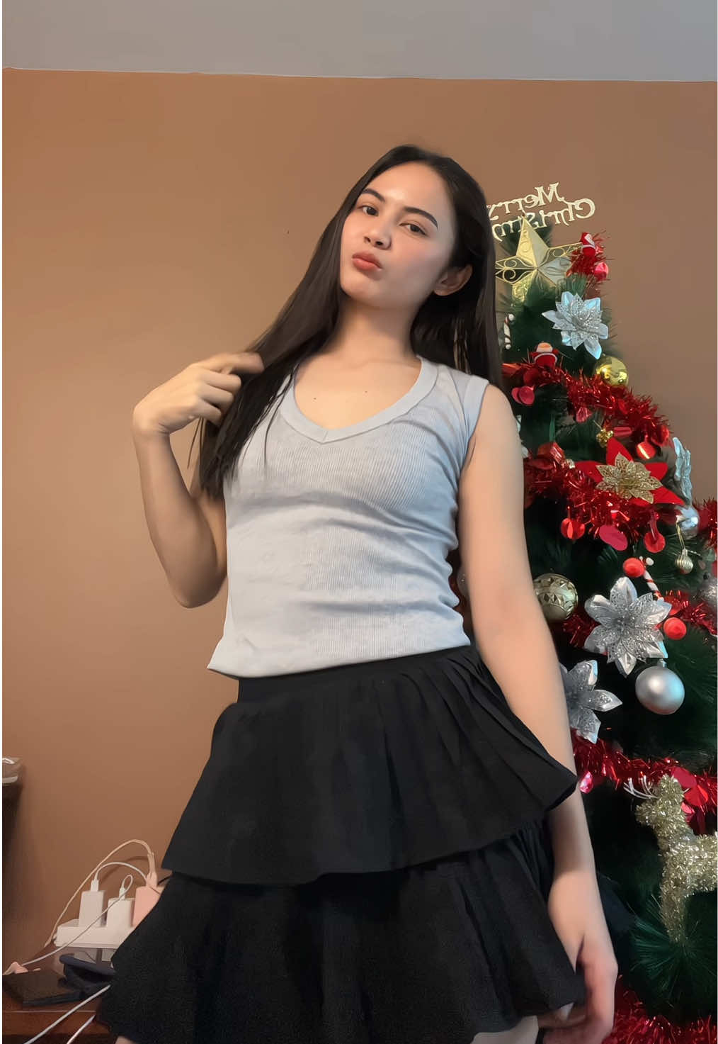 #vnecktop #sleevelesstop #top 