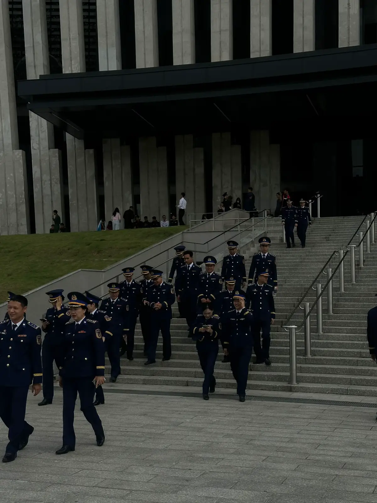 Không lấy nhau vào mùa hạ thì ta sẽ lấy nhau vào mùa đông 💍 #canhsatbienvietnam 