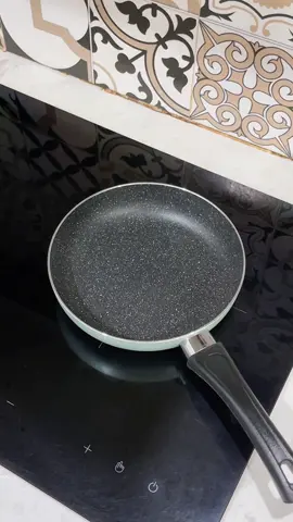 Sz 20cm nhỏ gọn cho mấy ní nấu ít nè ✅ #chảo #chảorán🍳 #chaoelmich #elmich #chaochongdinh 