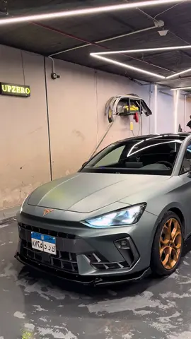 Cupra 2025 with gold rims #upzero #fyp #caraccessories #طرق_مصر_بقت_عالمية🇪🇬 #1 