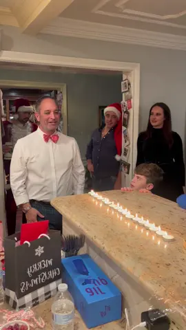 Which game would you choose to play with your family at Christmas?🎄🎊#family#merrychristmas#holldaygames#christmasgames#christmas