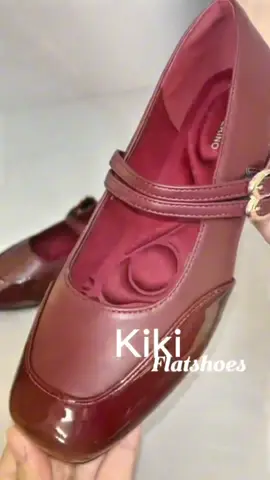 Kiki Series tuh kayak bestie yang selalu bisa diajak ke mana aja — dari kuliah sampe jalan santai, always match & comfy 💅🏻👡 #giosaverino #flatshoes #flatshoescantikk #flatshoeslucu #flatshoesmurah 