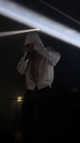 Poster boy #2hollis #posterboy #vienna #fyp 