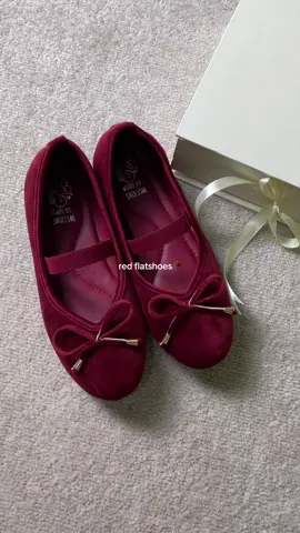 flatshoes wanita kekinian #flatshoescantikk #flatshoes #sepatuwanitamurah #sepatuwanitakekinian #sepatucantik 