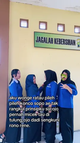 ngisin”i😖😖😖😖#lewatberandafyp #fyp #xybca #4upage #viralvideotiktok 