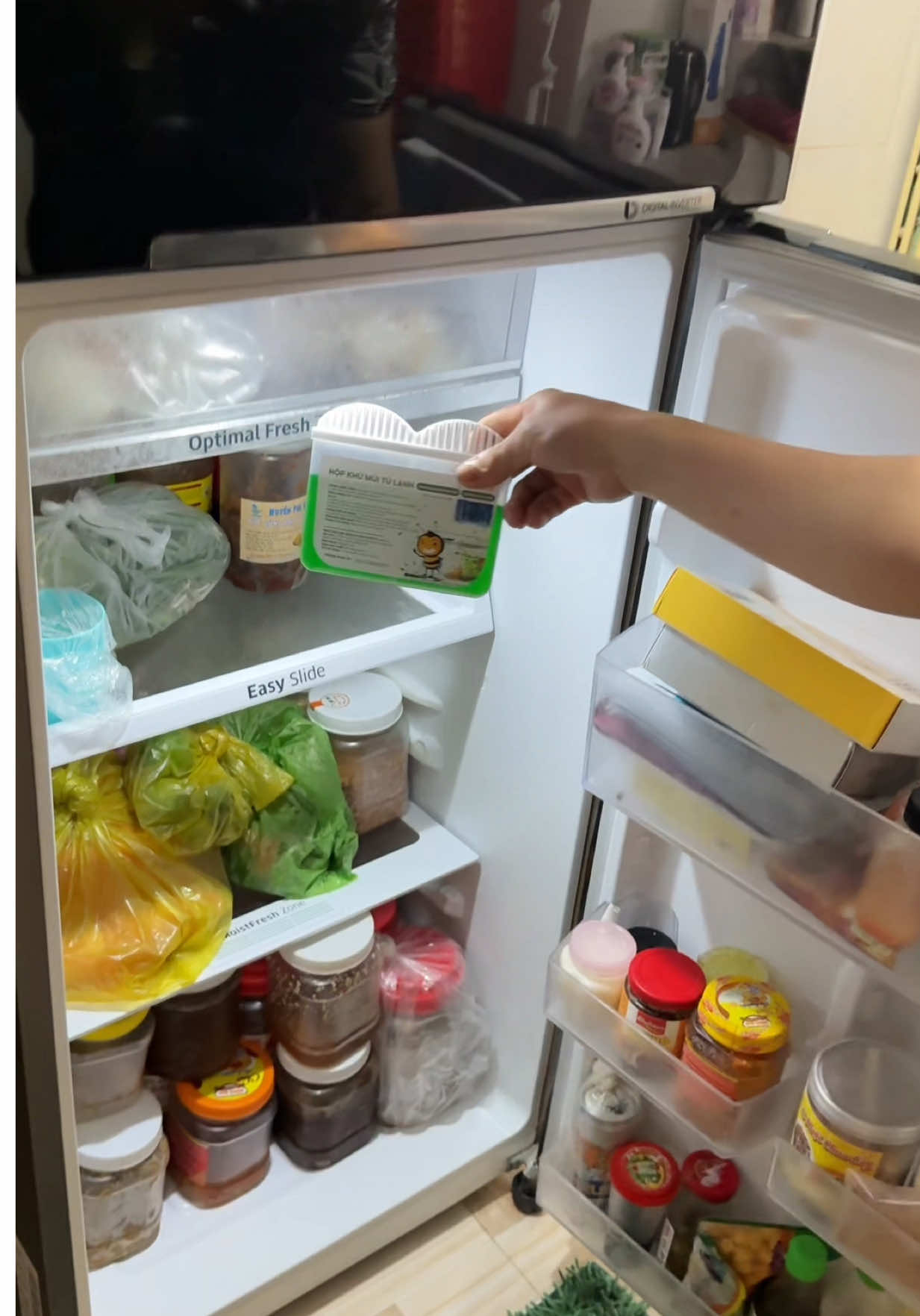 Khuyên thật lòng mấy bà nên có cái hộp này để khử mùi tủ lạnh nha,khử mùi hơi bị đỉnh luôn ớ#xuhuong #review #muataitiktok #khumuitulanh #beecok 