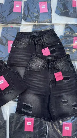 ဒူးအထက်jeans အတိုလေးးးS M L Xl 2xl 3xl ထိရပီ✅🏡အနက်စိုစိုလေးးး🫣Only one colour 