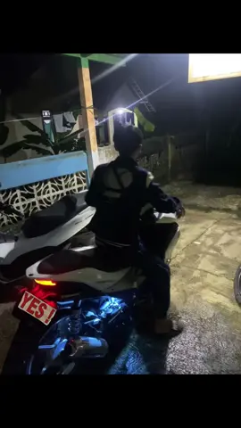 minta di culik ya mas dik🤭 @andikaaAP. @D1k4 @dkA  #andika #aerox #masdikagwsm #andikagwsm #fotolive 