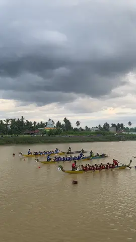 Pacu Jalur,,,  #pacujalur#fyppppppppppppppppppppppp #paser #grogot 